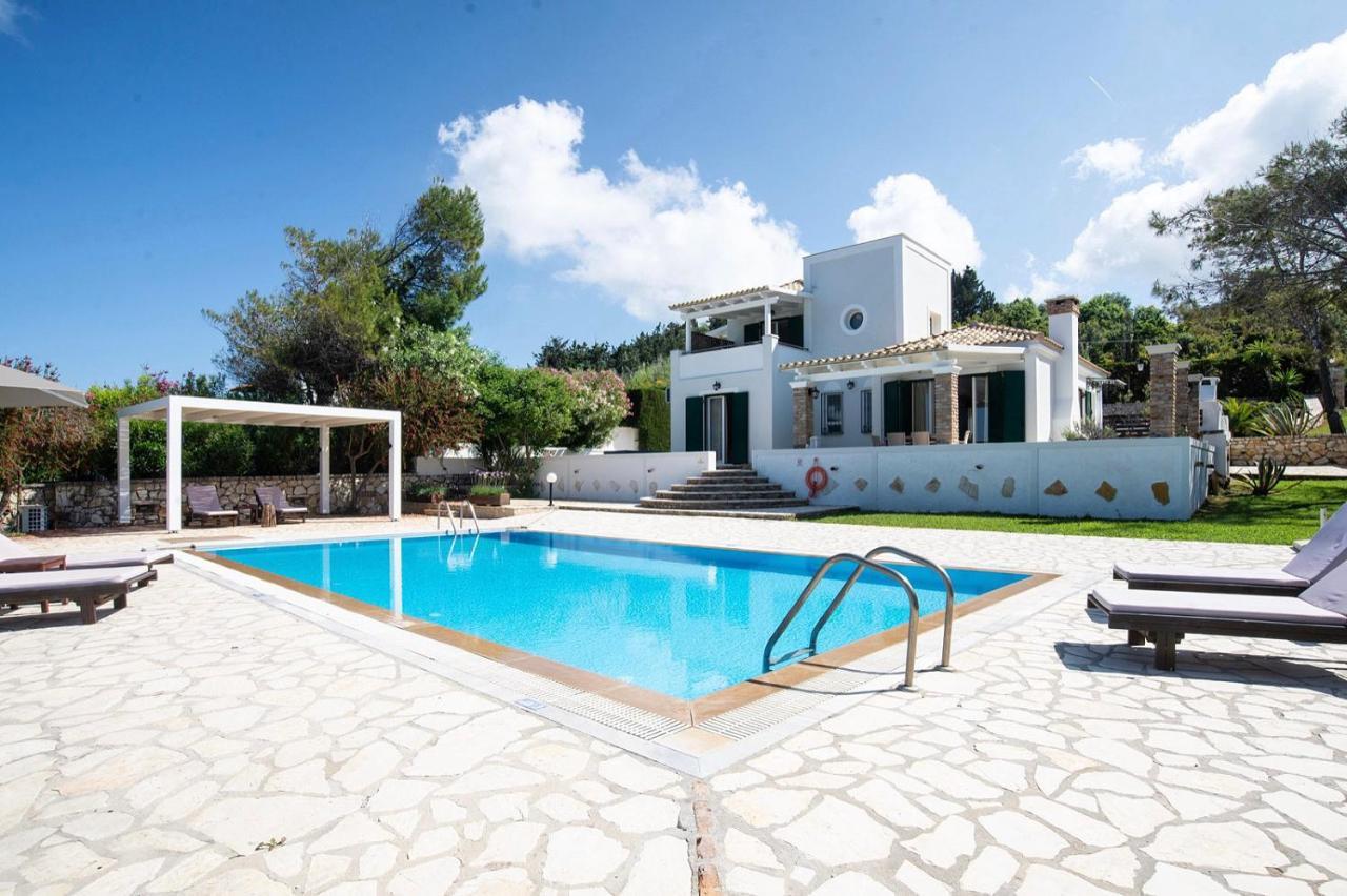 Beachfront Villa Victoras - With Private Beach Sidárion Eksteriør bilde