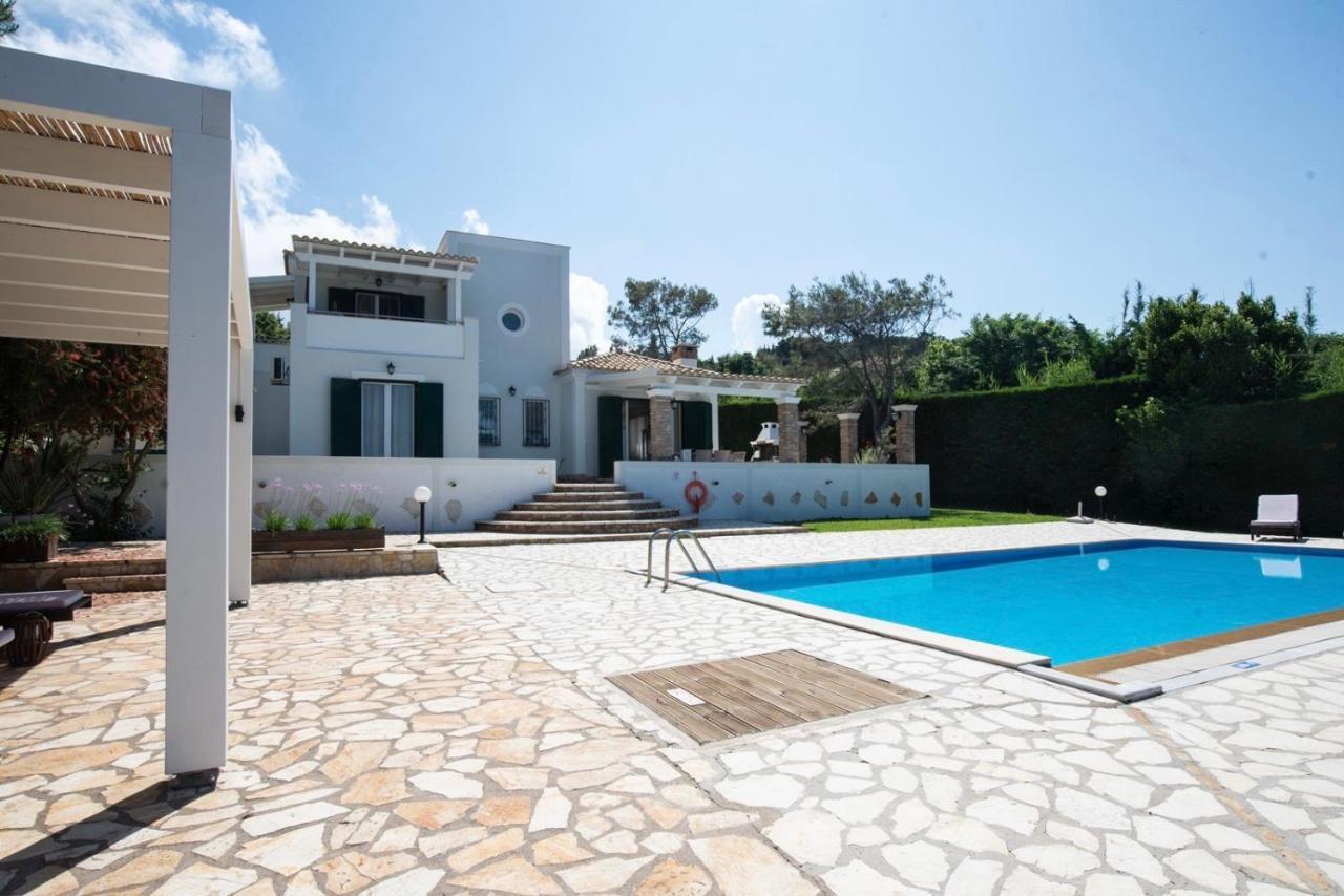 Beachfront Villa Victoras - With Private Beach Sidárion Eksteriør bilde