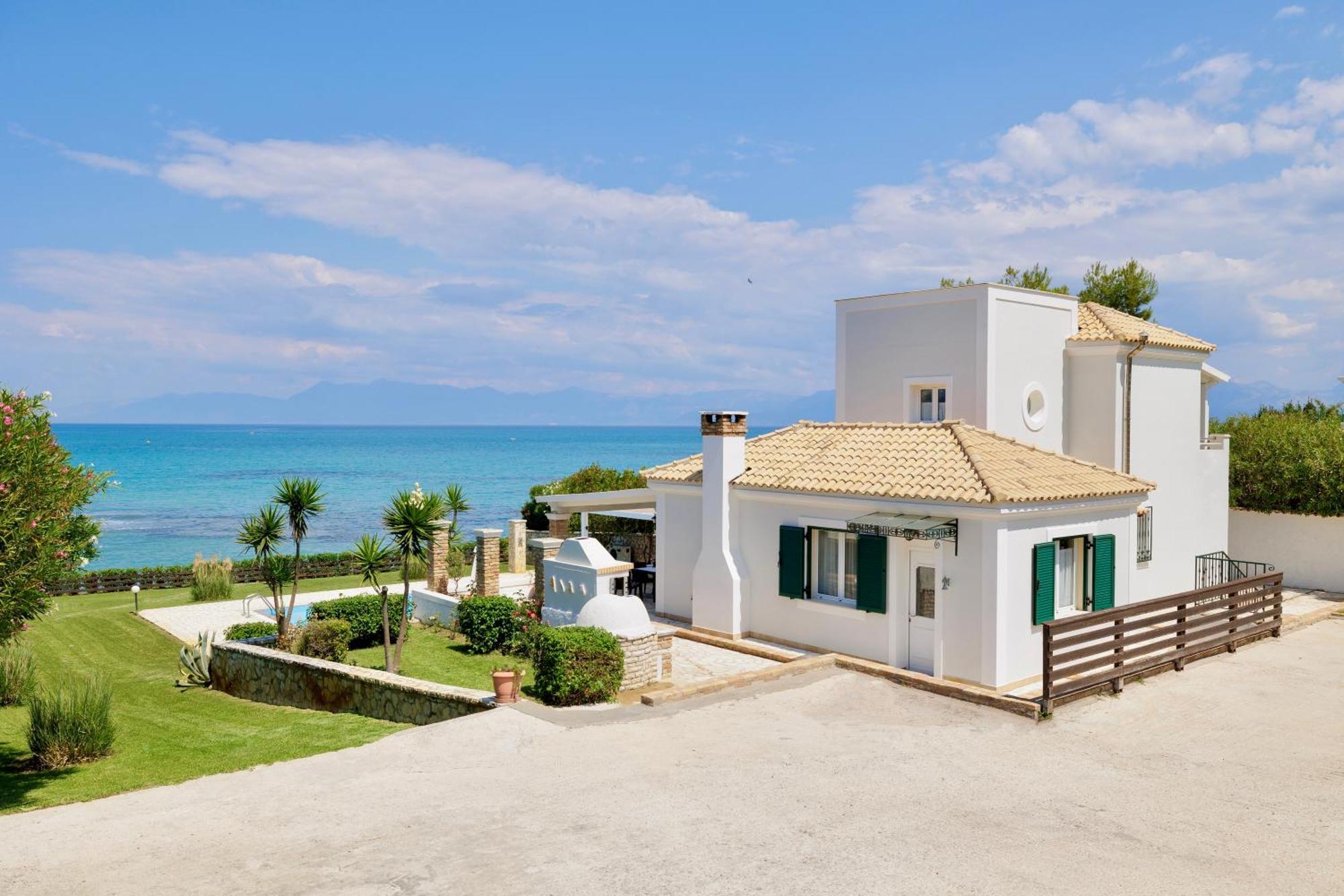 Beachfront Villa Victoras - With Private Beach Sidárion Eksteriør bilde