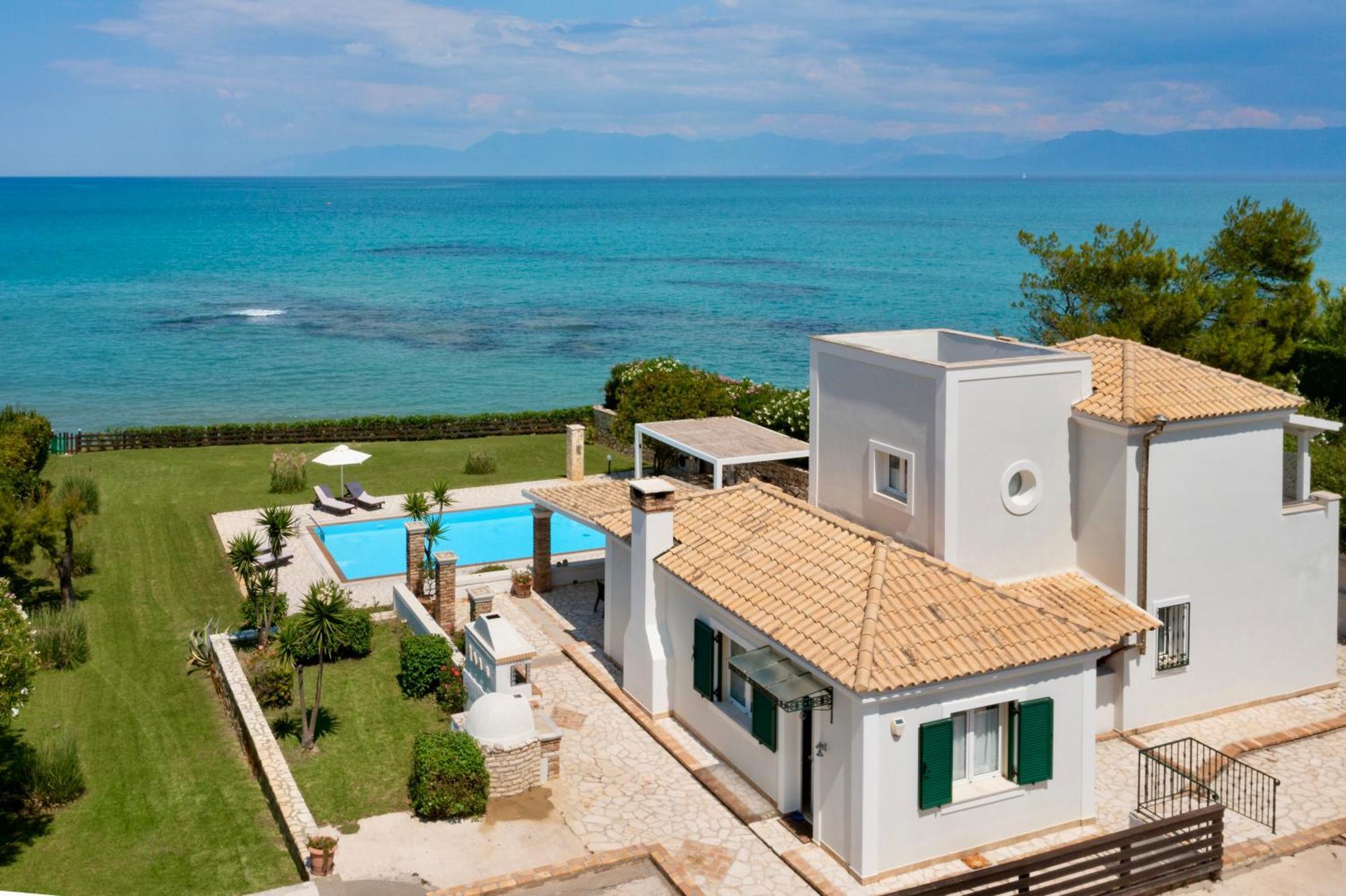 Beachfront Villa Victoras - With Private Beach Sidárion Eksteriør bilde