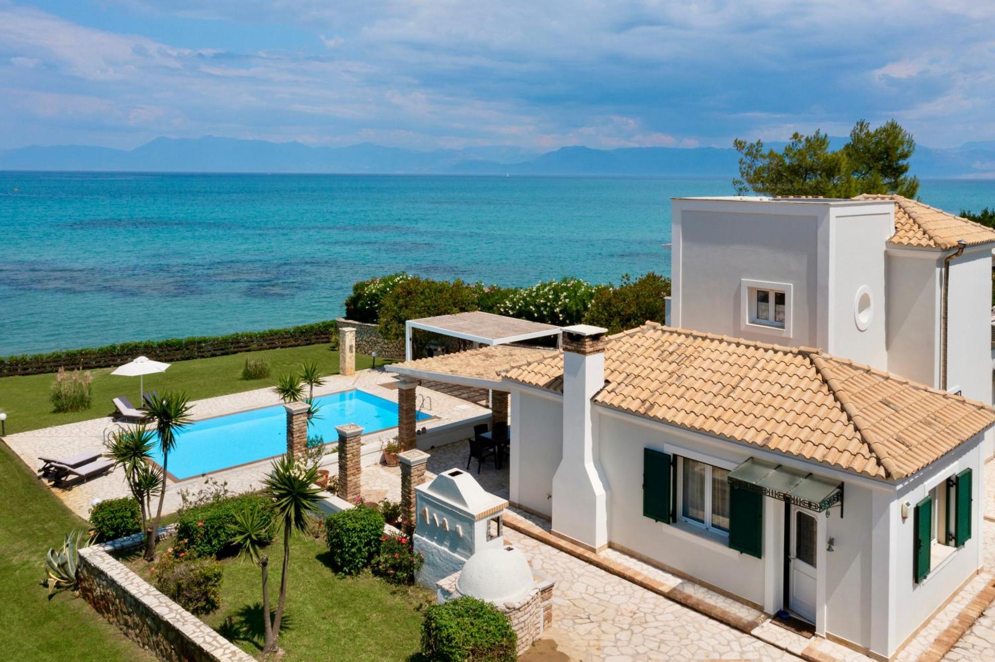 Beachfront Villa Victoras - With Private Beach Sidárion Eksteriør bilde
